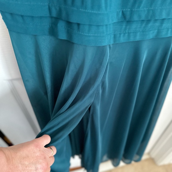 R&M Richards Beautiful dress for a party or wedding - Picture 10 of 11